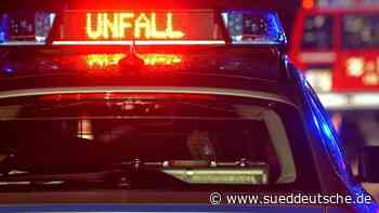 Sechs Verletzte bei Frontalzusammenstoß von zwei Autos - Süddeutsche Zeitung