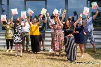 Cursisten tweedekansonderwijs studeren af in coronatijden (Lommel) - Het Belang van Limburg Mobile - Het Belang van Limburg