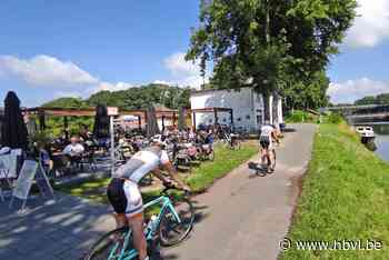 Zomerse terrassen: kickbokser baat naast de boksring fietscafé Dikke Lowie in Lommel uit - Het Belang van Limburg
