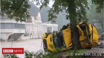 Climate change: Science failed to predict flood and heat intensity