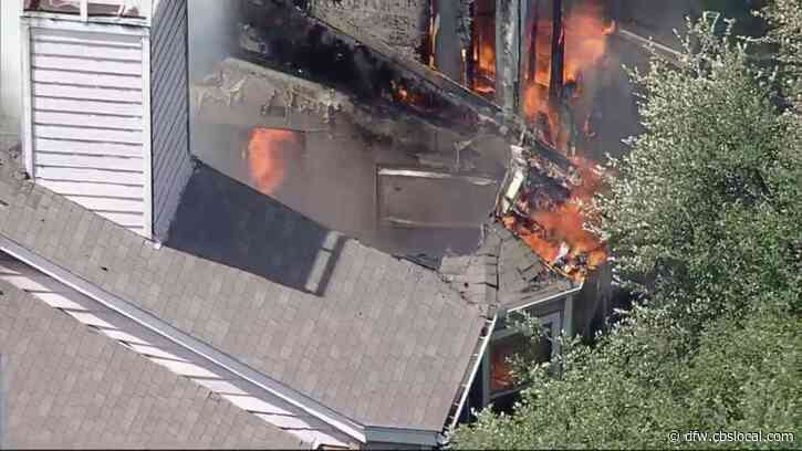 Crews Battle Apartment Fire In Northeast Dallas