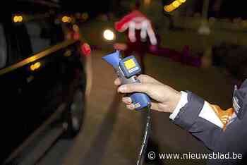 Vrouw heeft 3,5 promille alcohol op en valt stil aan kruispunt