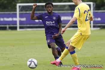 Paars-witte jonkies spelen gelijk tegen OFI Kreta - Voetbalkrant.com