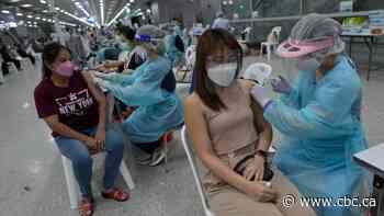 Thailand tightens COVID-19 restrictions amid surge in cases, slow vaccine rollout