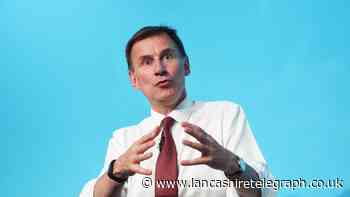 Jeremy Hunt warns Covid restrictions could return this autumn