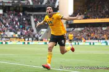 🎥8 maanden na schedelbreuk is Raul Jimenez opnieuw voetballer