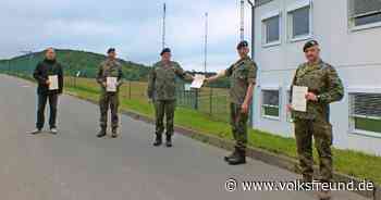 Jubilare bei Bataillon Elektronische Kampfführung der Bundeswehr Daun - Trierischer Volksfreund