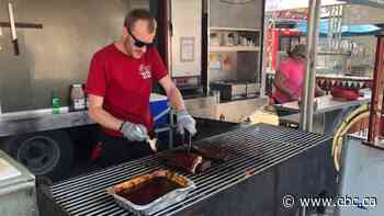 Longtime Calgary Stampede food vendors happy to be back despite smaller crowds - CBC.ca
