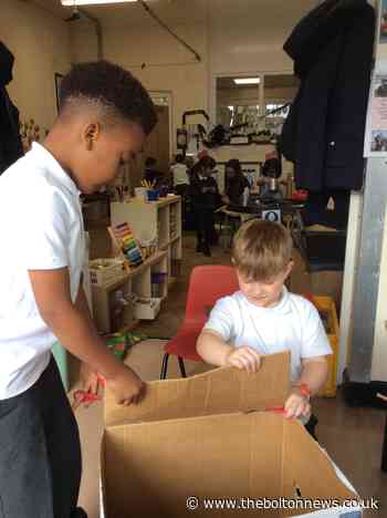 NASA analyst attends Space Week for Bolton primary school - The Bolton News