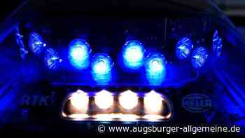 Auto gerät in Parkhaus in Ulm in Brand