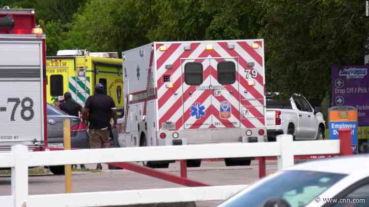 60 people sickened in 'chemical incident' at Texas water park - CNN