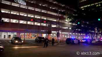 HPD investigating officer-involved shooting inside Galleria mall - KTRK-TV
