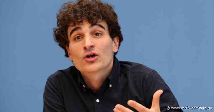 Gürpinar kündigt Klage gegen Polizeiaufgabengesetz an