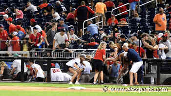Padres manager 'couldn't be any more proud' after Machado, Tatis, others help fans into dugout during shooting