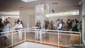 Stadthaus Ulm wird zum Impfzentrum: Erfolg: Ohne Anmeldung kommen 250 Impfwillige vorbei - SWP