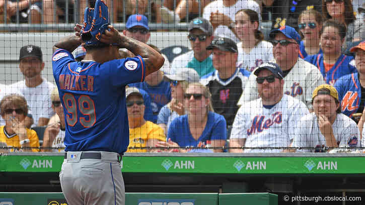 WATCH: Pirates Score Three Runs On Wild Error From Mets