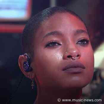 Willow Smith shaves head while performing rock version of Whip My Hair
