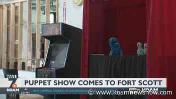 Longtime puppeteer performs in Fort Scott - KoamNewsNow.com