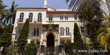 2 found dead at former Versace Mansion day before anniversary of designer's death
