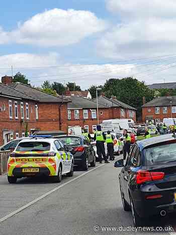 VIDEO: Five arrested after Brierley Hill drugs raid - Dudley News