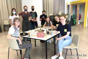 Jongeren leren creatief omgaan met afvalmateriaal - Het Belang van Limburg