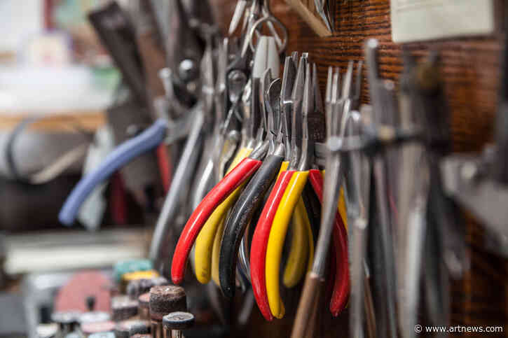 For Delicate Work, Use the Best Pliers for Wire Work and Jewelry