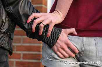 Bamberg: Unbekannter belästigt Frau sexuell und schlägt ihr ins Gesicht - Polizei bittet um Hinweise