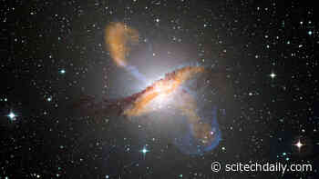 Dark Heart of the Nearest Radio Galaxy Pinpointed by Event Horizon Telescope