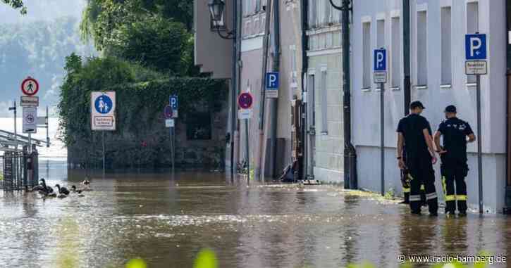 Wasser fließt langsam ab: Aufräumen im Berchtesgadener Land