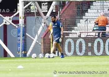David Preece assisting Sunderland's coaching staff ahead of pre-season friendly at Hearts - Sunderland Echo