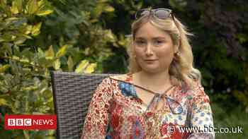 'It's been really tough watching my friends go out' - BBC News