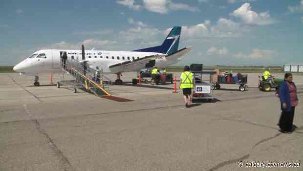 WestJet apologizes to customers, says refunds should be issued for rebooked flights