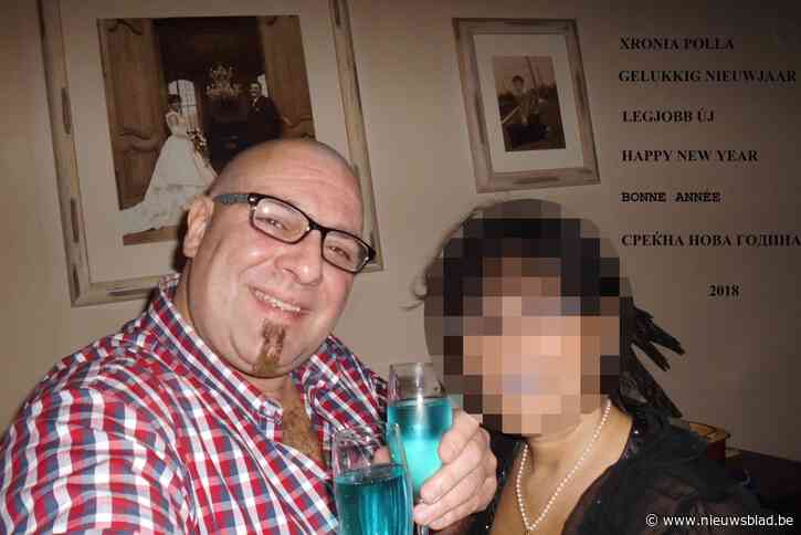 Ruim 10 jaar na zijn veroordeling voor beleggingsfraude licht ex-sponsor van Lierse en Westerlo opnieuw mensen op