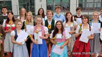 Abschied vom Rekord-Jahrgang in Starnberg: 89 Schüler haben das Abi bestanden - Merkur Online