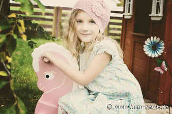 Spielhaus mit Sandkasten bauen