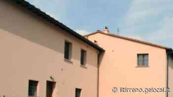 Si allacciano abusivamente ad acqua e luce: due arrestati - Il Tirreno