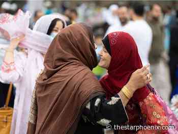 Saskatoon's Muslim community gathers for first in-person mass celebration since start of pandemic