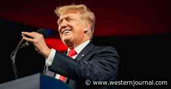 Report: Trump Is Telling Dinner Guests He Will Run for President in 2024