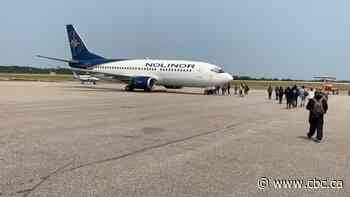 Hundreds from Deer Lake flee to Cornwall to escape forest fires - CBC.ca