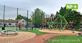 Hemmingen: Mehrzweckhalle und Bolzplatz an Grundschule Hiddestorf eröffnet - Neue Presse