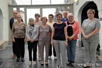 Samana Genoelselderen brengt bezoek aan het wijnkasteel (Riemst) - Het Belang van Limburg Mobile - Het Belang van Limburg