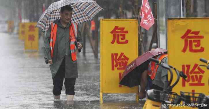 Überschwemmungen stürzen chinesische Metropole ins Chaos