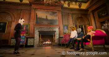 Netflix's Sexy Beasts episode 3 recap: 'Are you a nerd or a hot nerd?'     - CNET