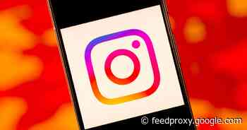 Instagram Stories adds translated text     - CNET