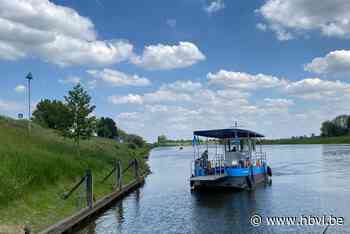 Fiets- en voetveer Ophoven weer in de vaart - Het Belang van Limburg