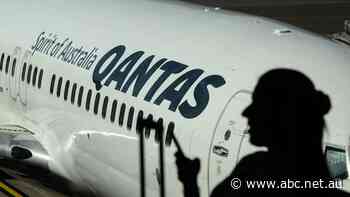 Qantas warns staff to brace for standdowns if lockdowns continue