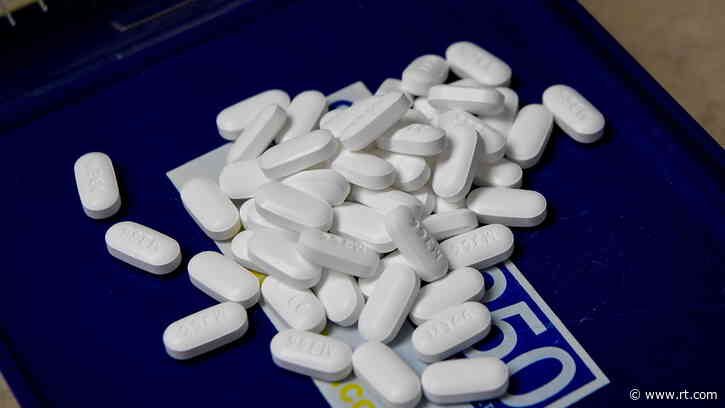 Johnson & Johnson and other leading US drug distributors agree to $26bn settlement with states over their role in opioid epidemic