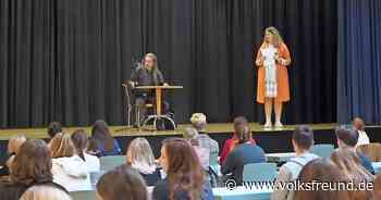 Lesung mit Bestsellerautor Wolfgang Hohlbein an der IGS Morbach - Trierischer Volksfreund