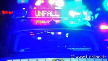 Fünf junge Männer bei Autounfall in Siegen schwer verletzt - t-online.de