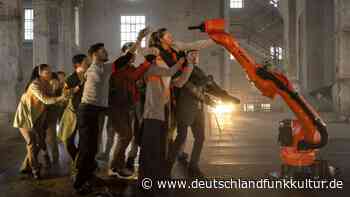 Staatstheater Augsburg nach der Pandemie - Ins Ballett mit der Virtual-Reality-Brille - Deutschlandfunk Kultur